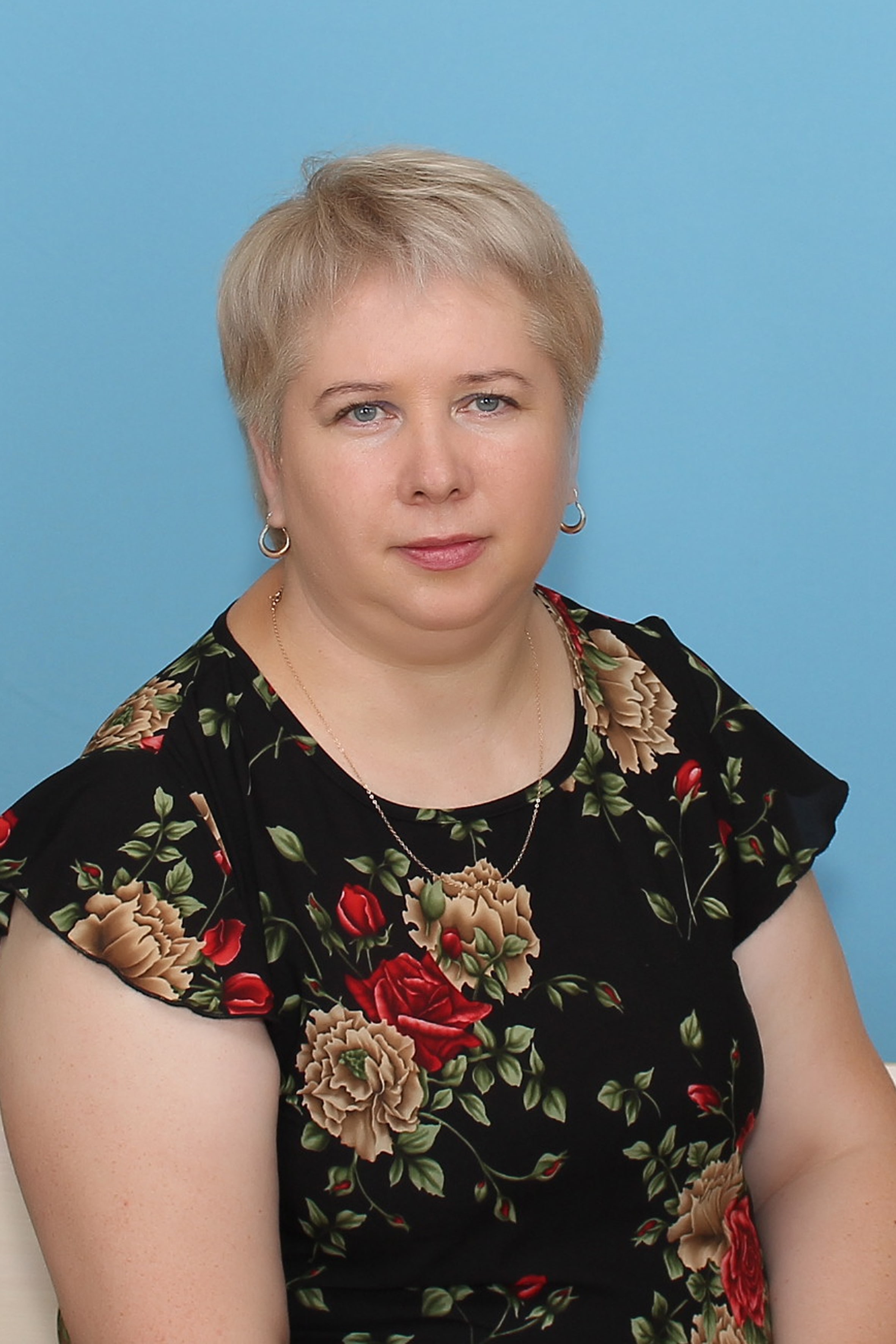 Карих Елена Николаевна.